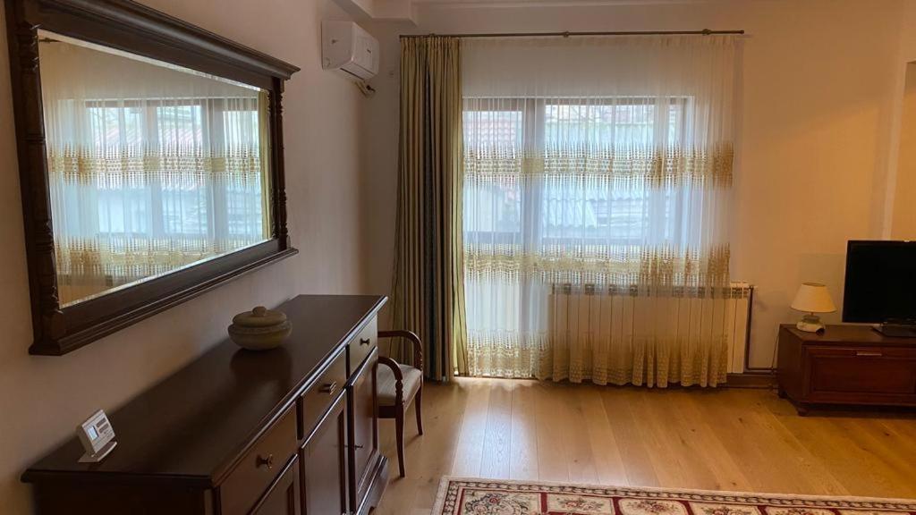 Peninsula Apartment, Köstence Dış mekan fotoğraf